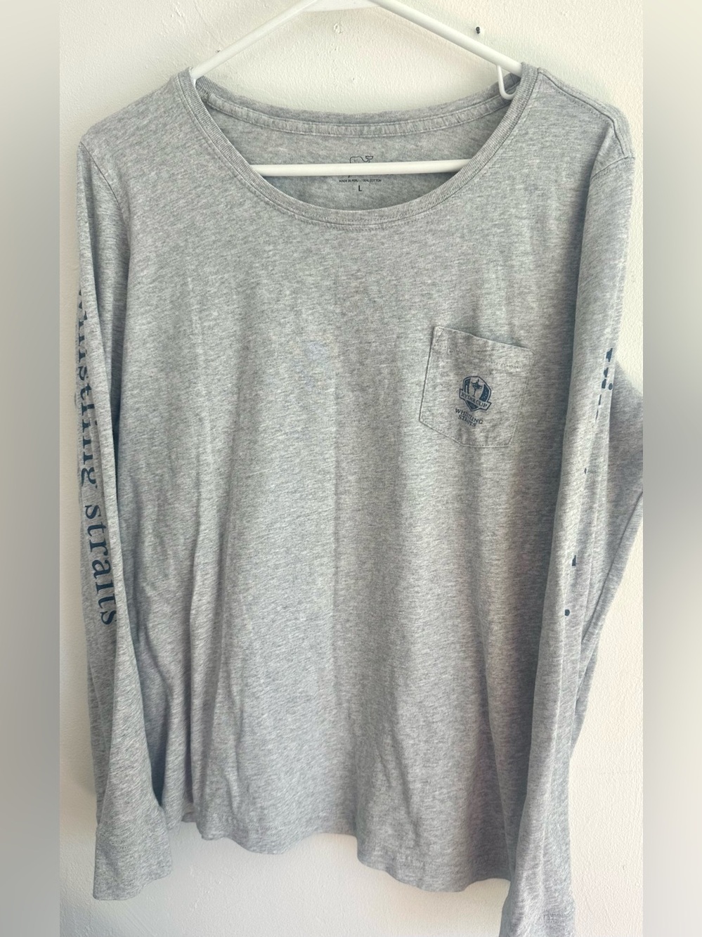Vineyard Vines Women’s Medium Long-Sleeve Tee in Gray with Pocket